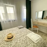 Our Charming House شقة