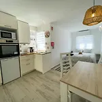 Our Charming House * بورتيماو