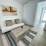 Our Charming House بورتيماو