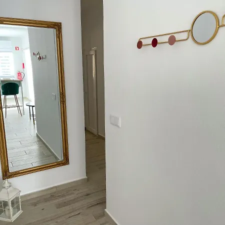 Our Charming House شقة بورتيماو