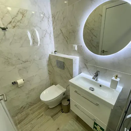 Our Charming House Apartment *