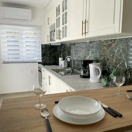 Our Charming House פורטימאו