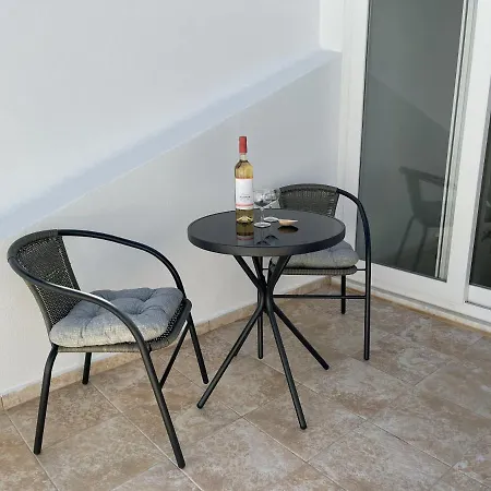 Our Charming House פורטימאו