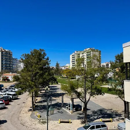 Apartament Our Charming House