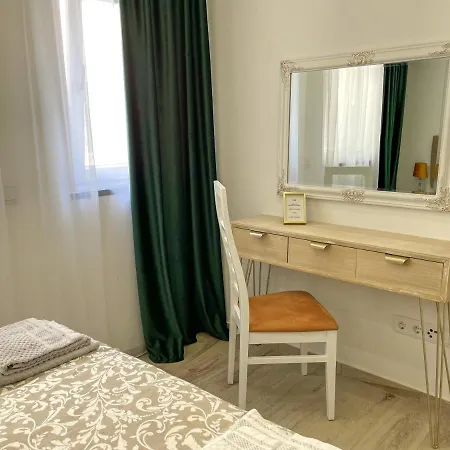 Apartamento Our Charming House