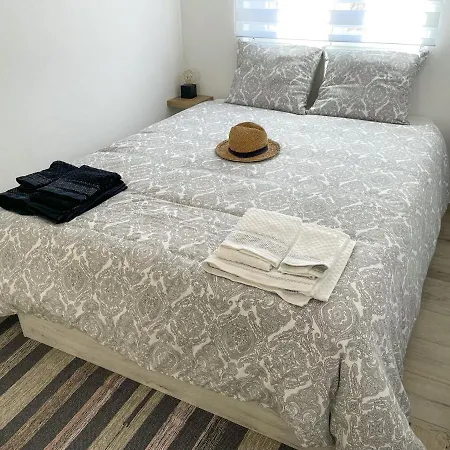 Апартаменты Our Charming House Портиман